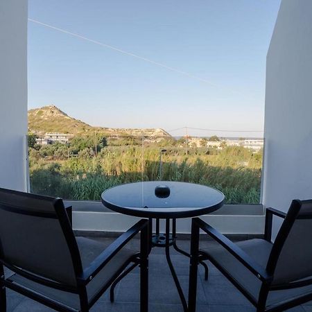 פליראקי Mousikorama Apartments מראה חיצוני תמונה