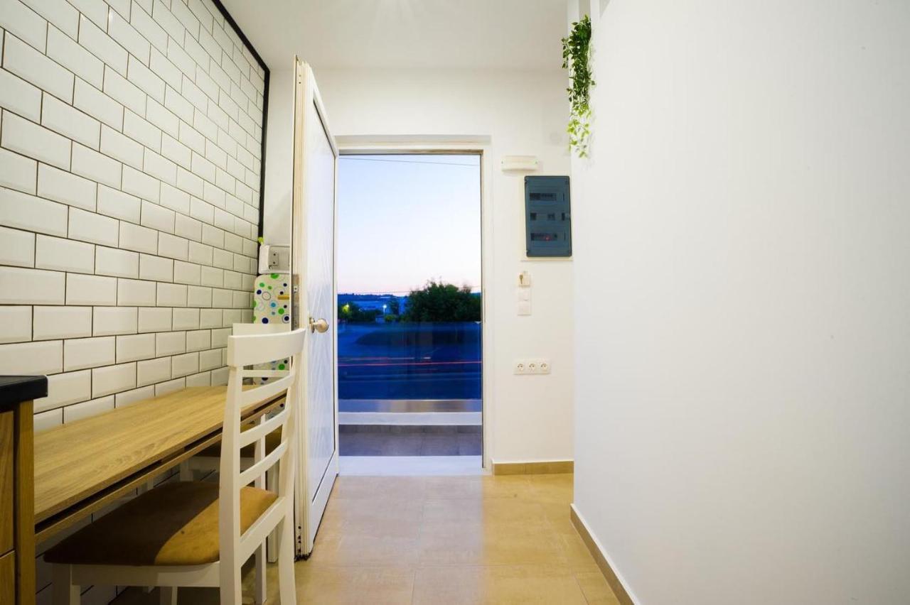 פליראקי Mousikorama Apartments מראה חיצוני תמונה
