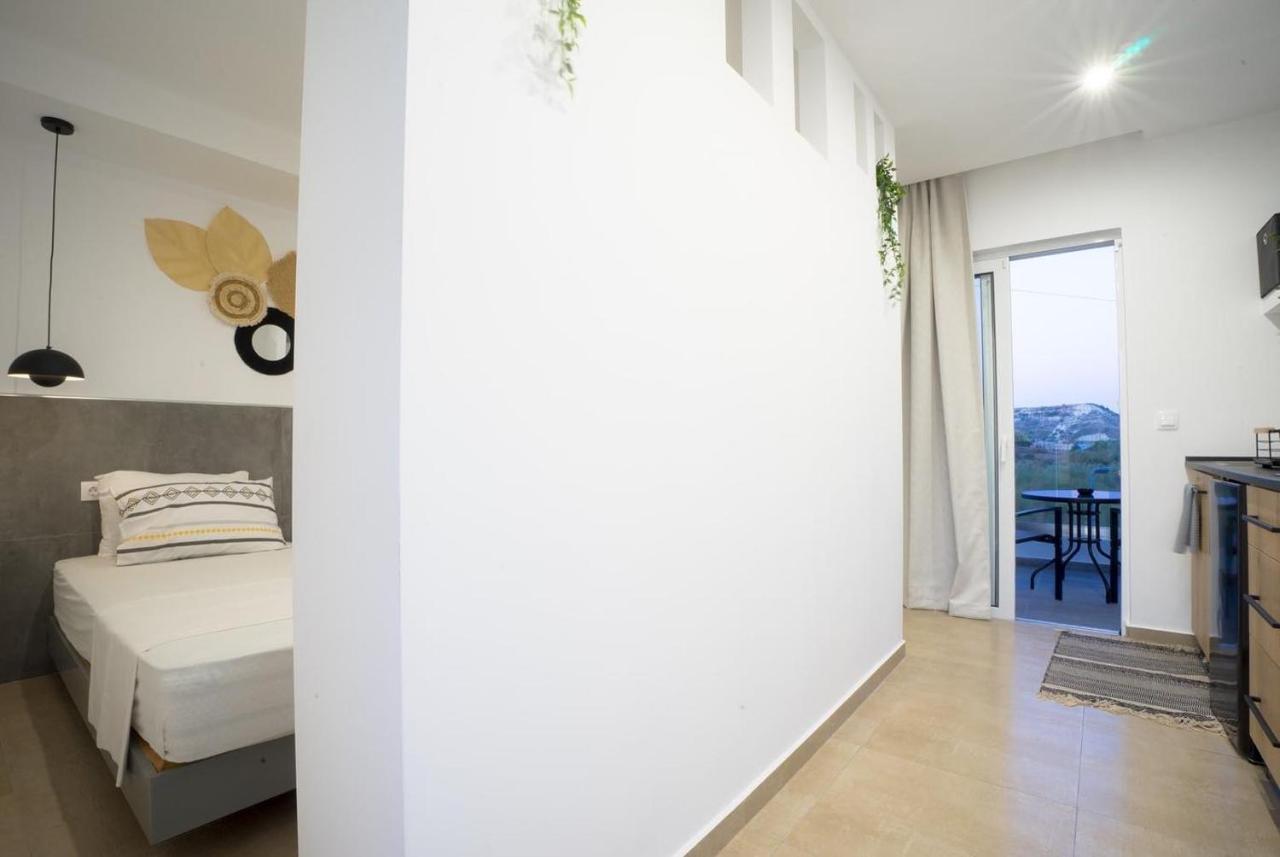 פליראקי Mousikorama Apartments מראה חיצוני תמונה